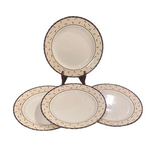 Set of 4 Vintage Sakura Debbie Mumm Santa’s Spirit Dinner Plates Oneida Ltd